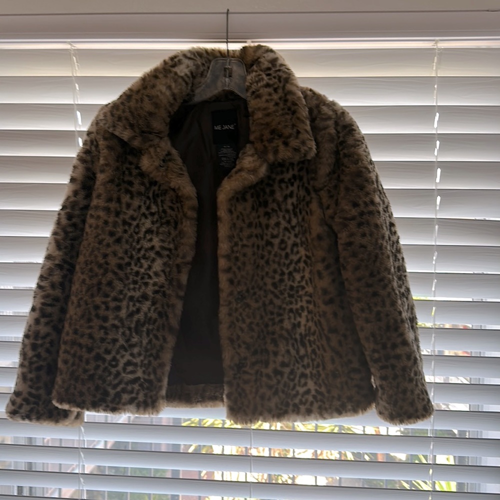 Brand: Me Jane Size: 14/16 ONLY WORN ONCE!!